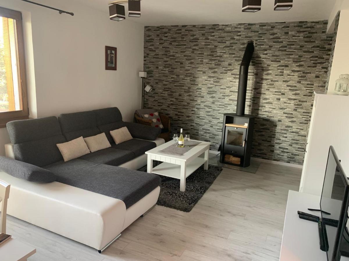 Apartman Lesnicek Stara Lesna Exterior photo